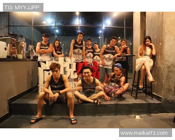 上海街舞队的风格变迁与竞技表现分析及其对团队发展的影响 上海街舞队的风格变迁与竞技表现分析及其对团队发展的影响